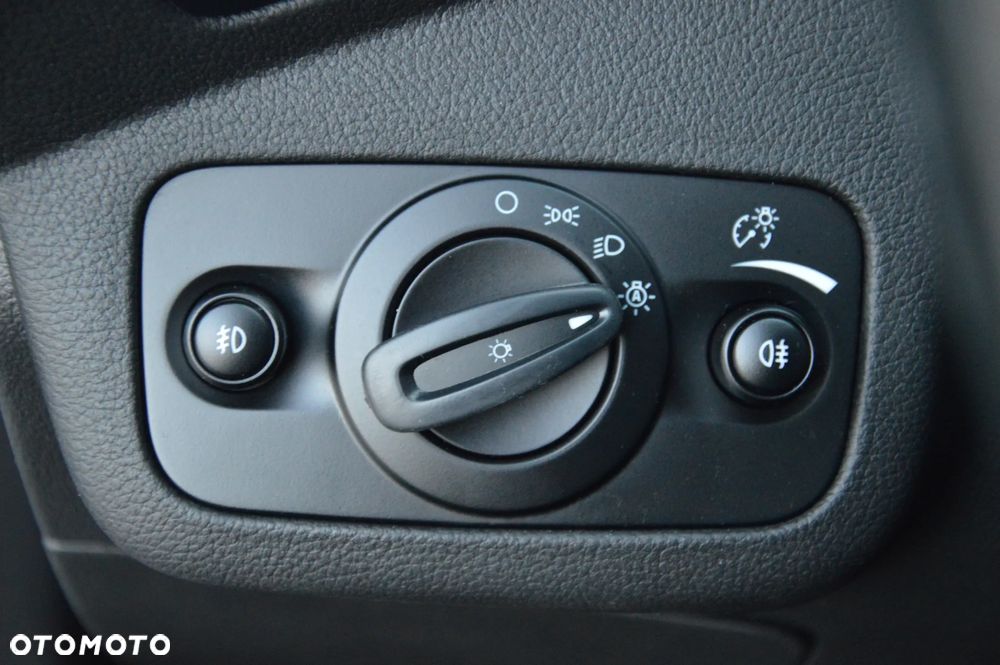 Ford Kuga - 30