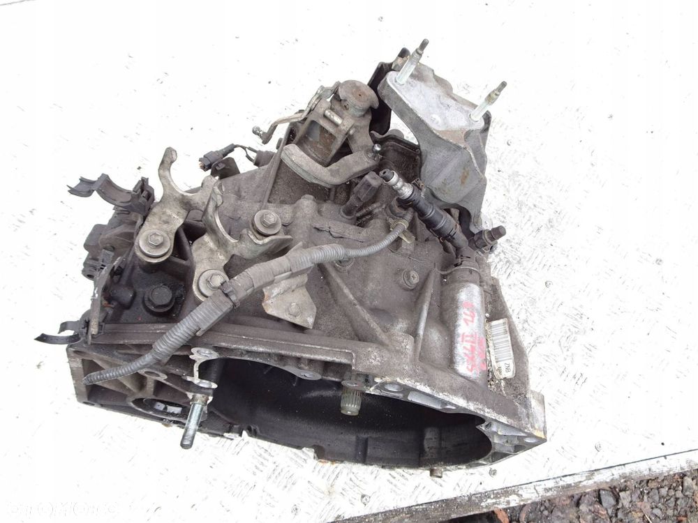 skrzynia biegów suzuki sx4 s-cross 1.6 ddis znb - 1