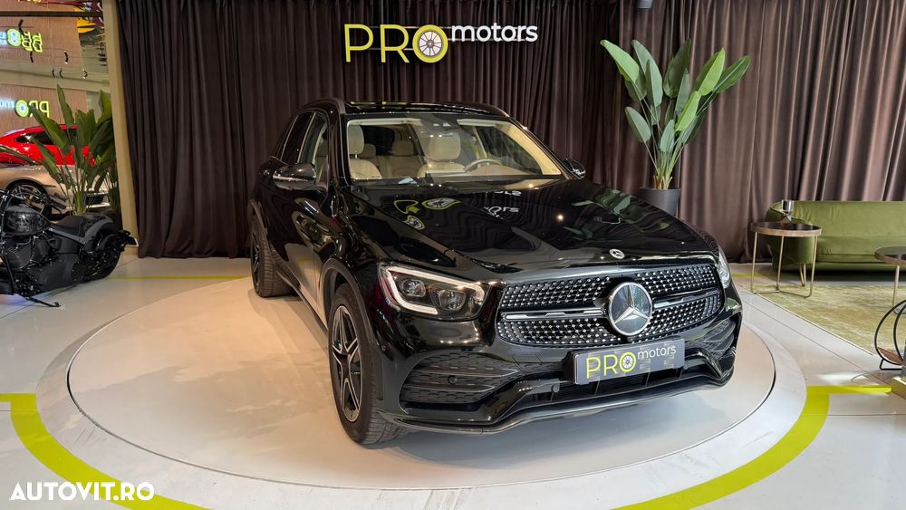 Mercedes-Benz GLC 200 4MATIC 9G-TRONIC AMG Line - 2
