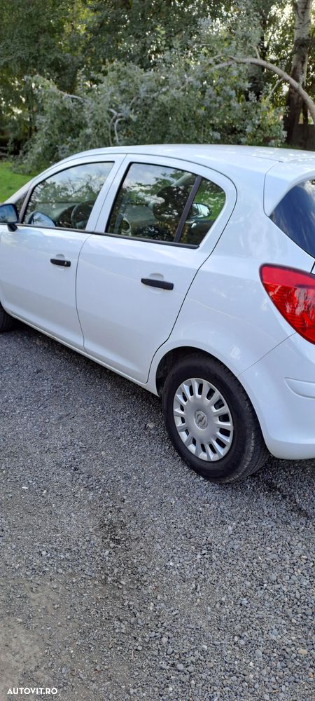 Opel Corsa 2014 photo 2