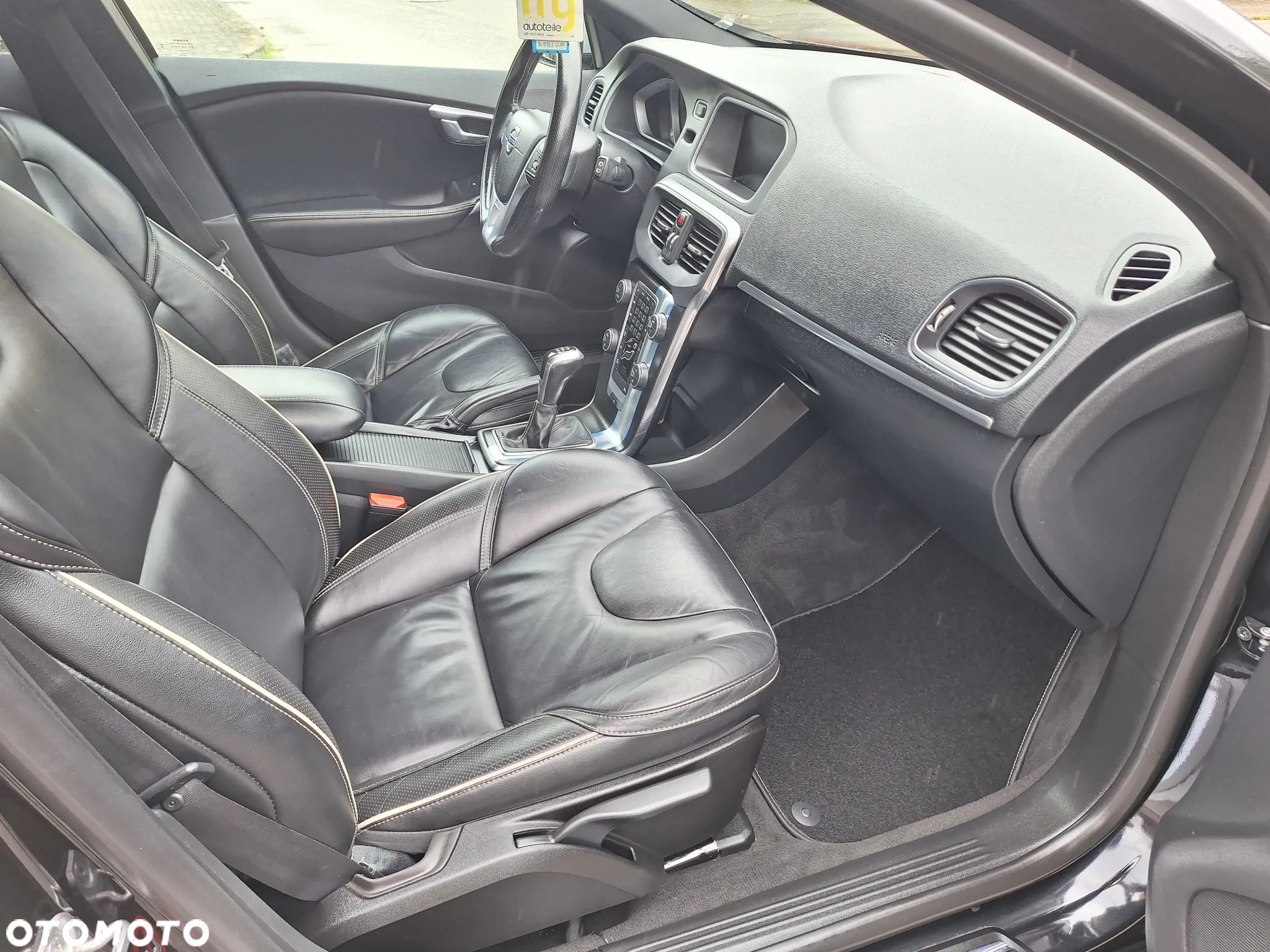 Volvo V40 D4 RDesign - 35