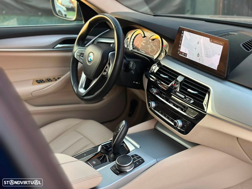 BMW 520 d Line Luxury Auto - 11