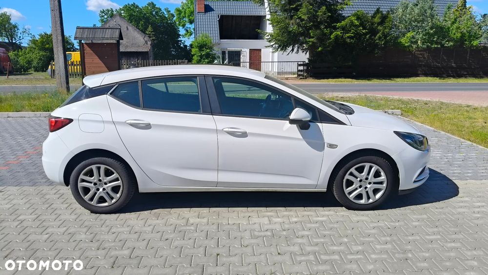Opel Astra 1.4 T Dynamic - 4