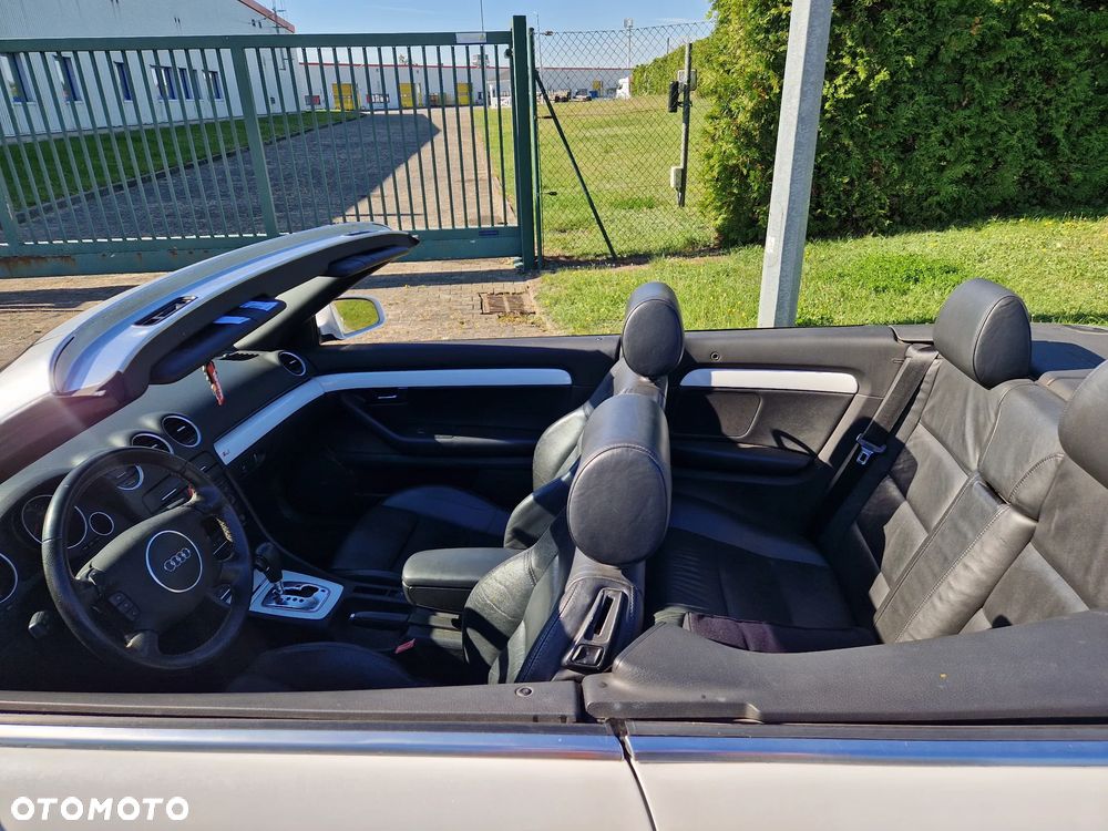 Audi A4 Cabrio - 8