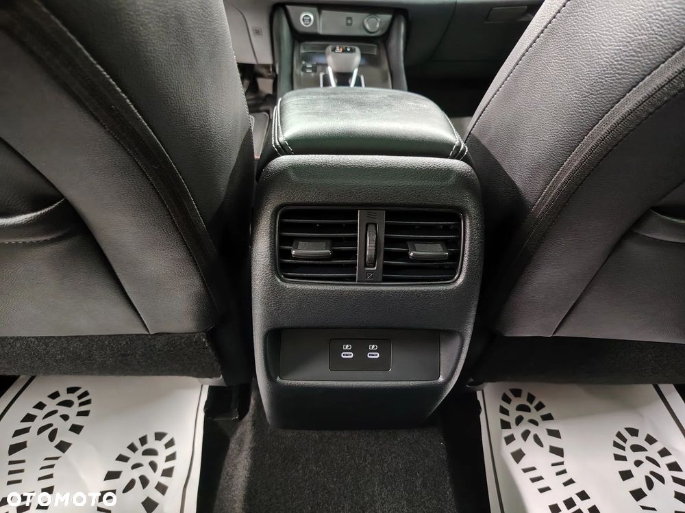 Nissan Qashqai 1.3 DIG-T MHEV Xtronic N-Connecta - 24