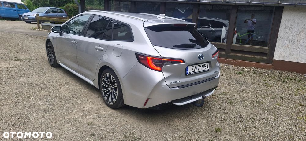Toyota Corolla 2.0 Hybrid Executive - 7