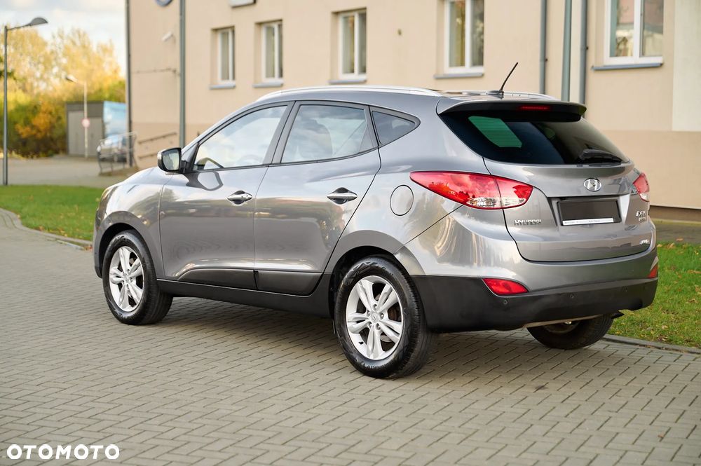 Hyundai ix35 2.0 CRDi 4WD Automatik Premium - 12