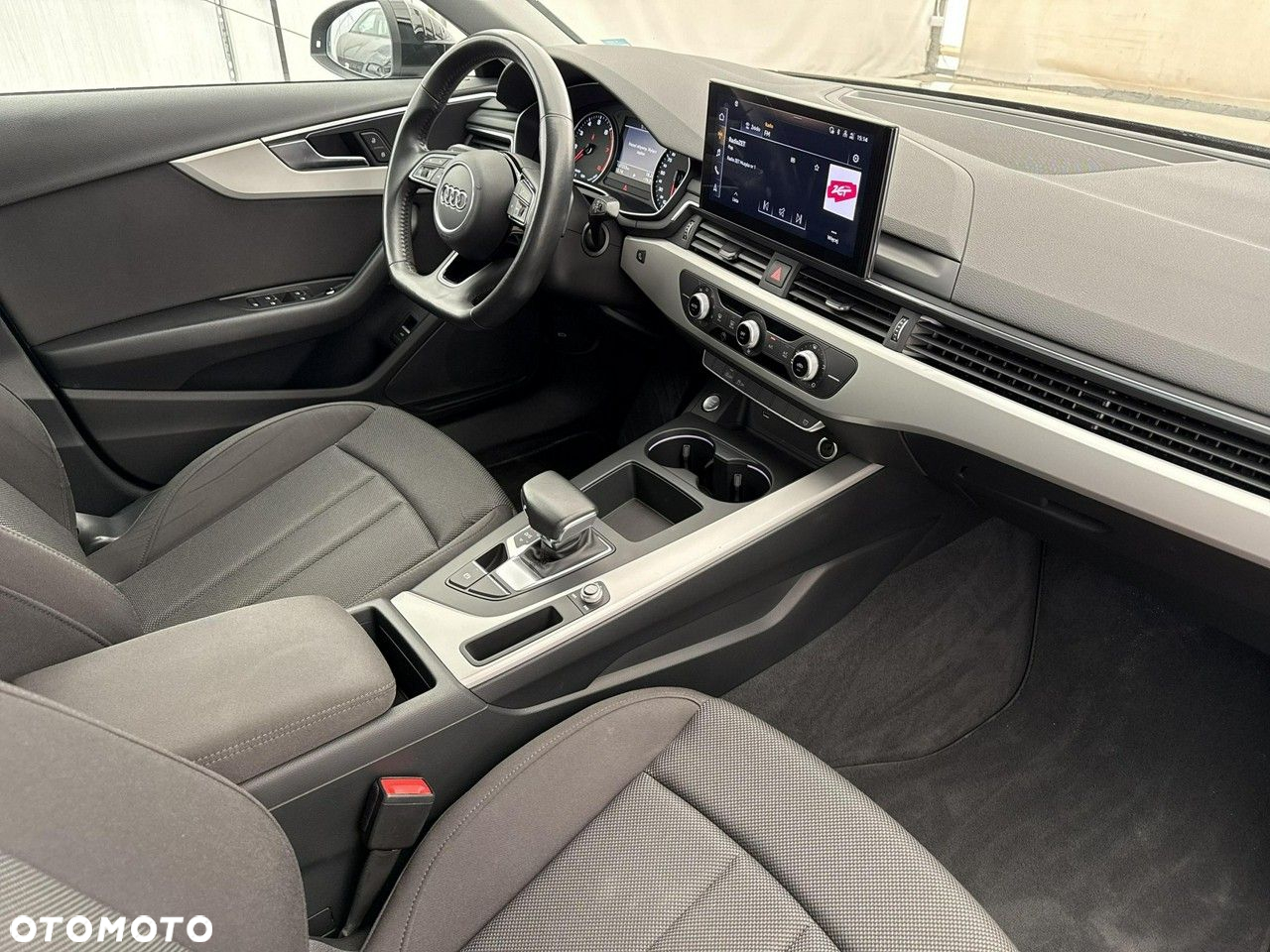 Audi A4 35 TFSI S tronic - 22