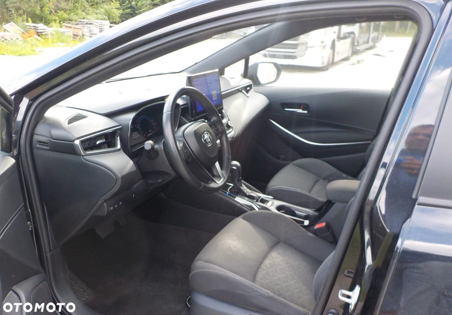 Toyota Corolla - 30