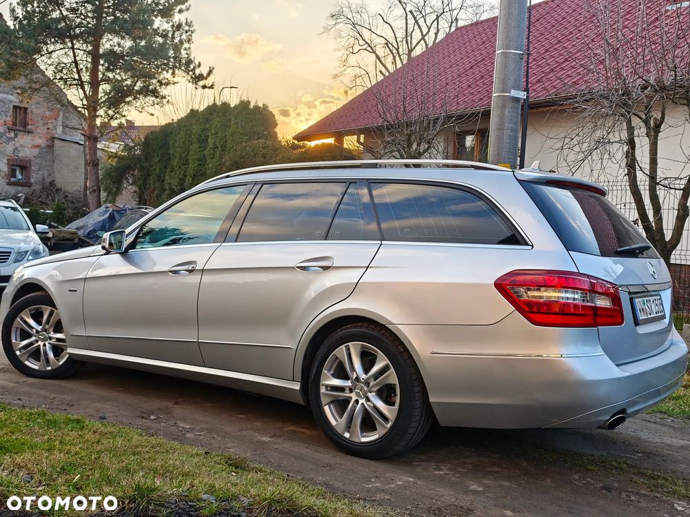 Mercedes-Benz Klasa E - 36