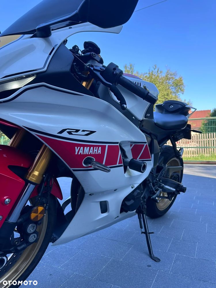 Yamaha R7 - 27