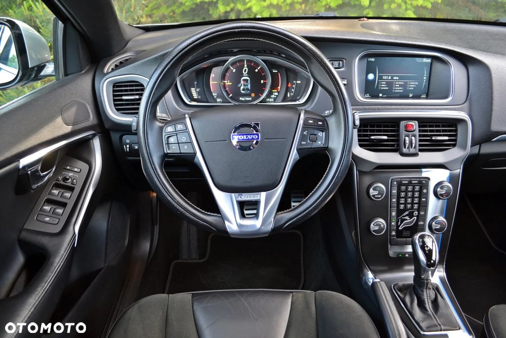 Volvo V40 - 21