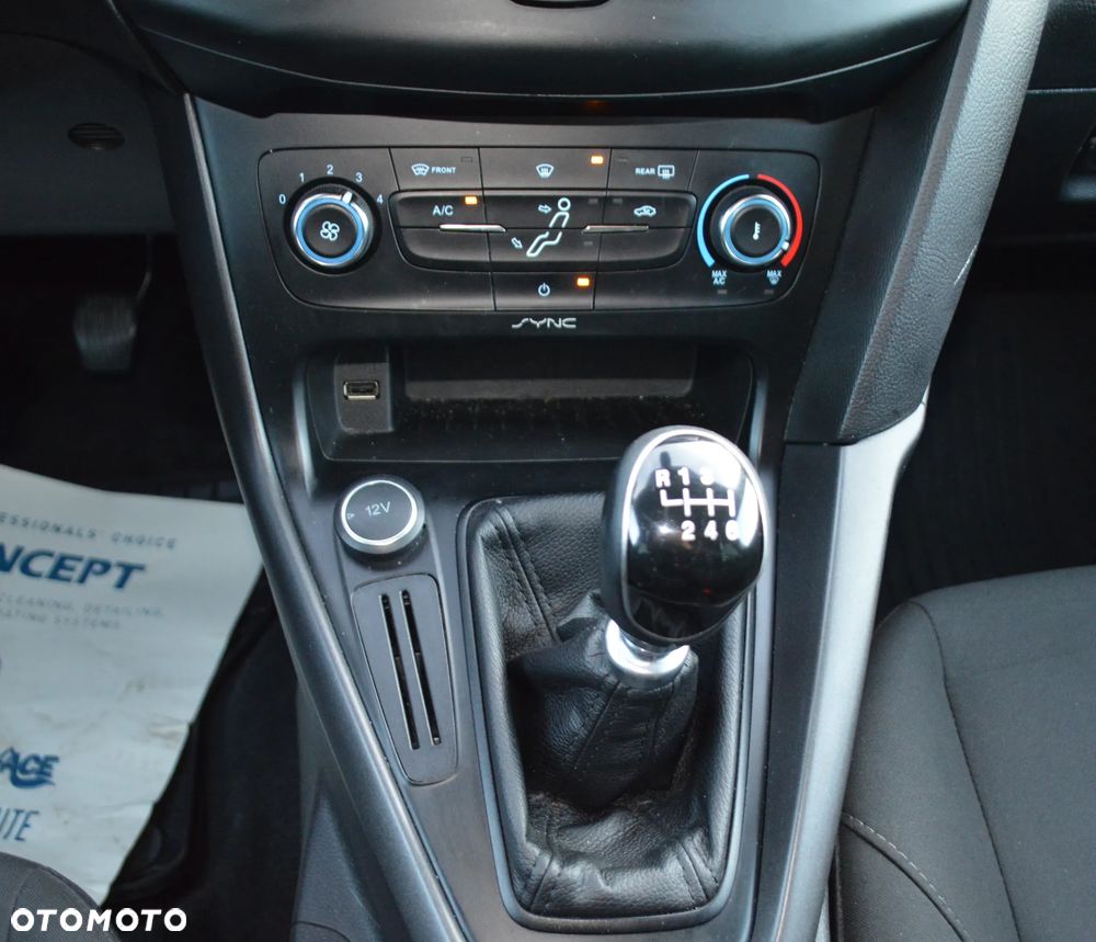 Ford Focus 1.5 TDCi Gold X - 16