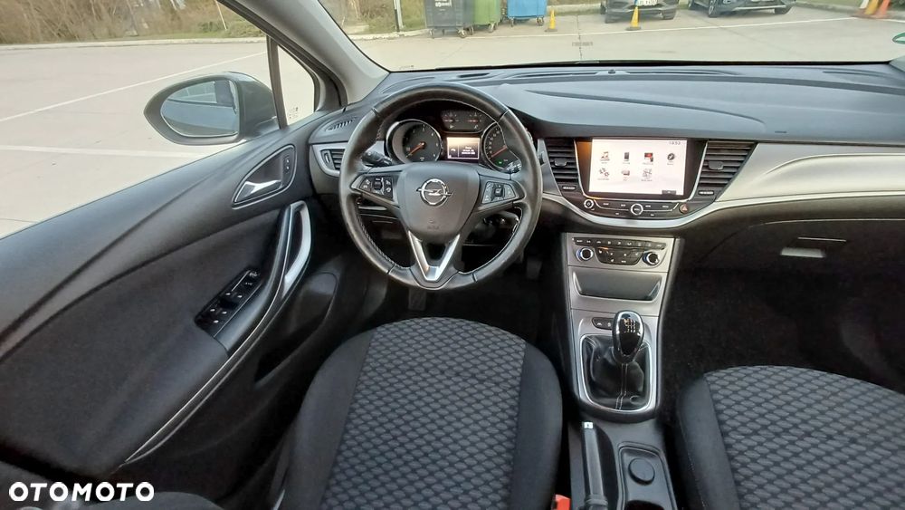 Opel Astra 1.6 D (CDTI) Start/Stop Innovation - 10