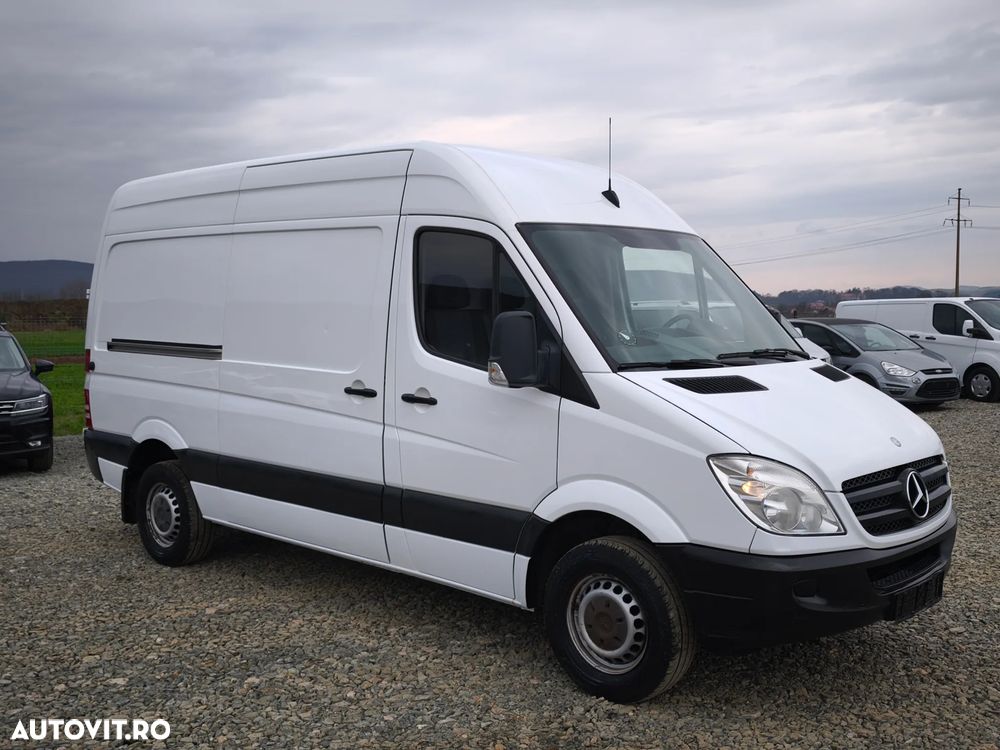 Mercedes-Benz Sprinter - 7