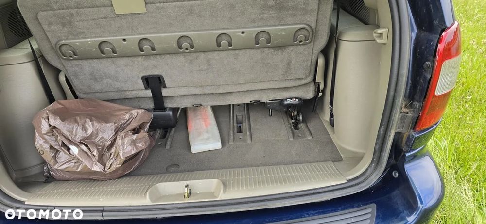 Chrysler Voyager 2.8 CRD Automatik Comfort - 11