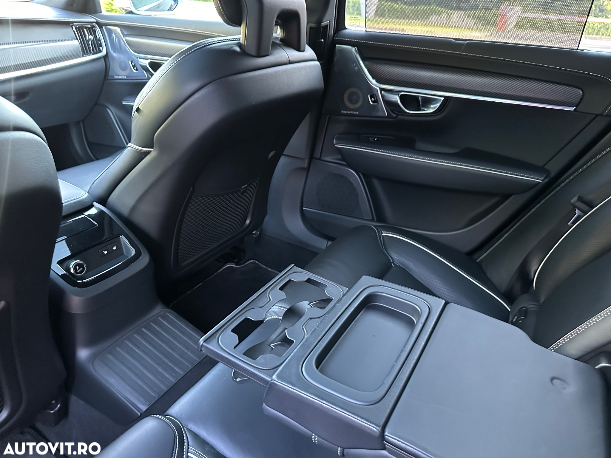 Volvo S90 T8 Twin Engine AWD Geartronic R Design - 28