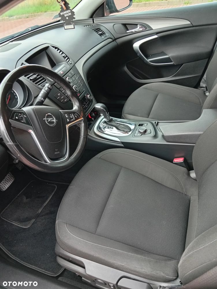 Opel Insignia - 22