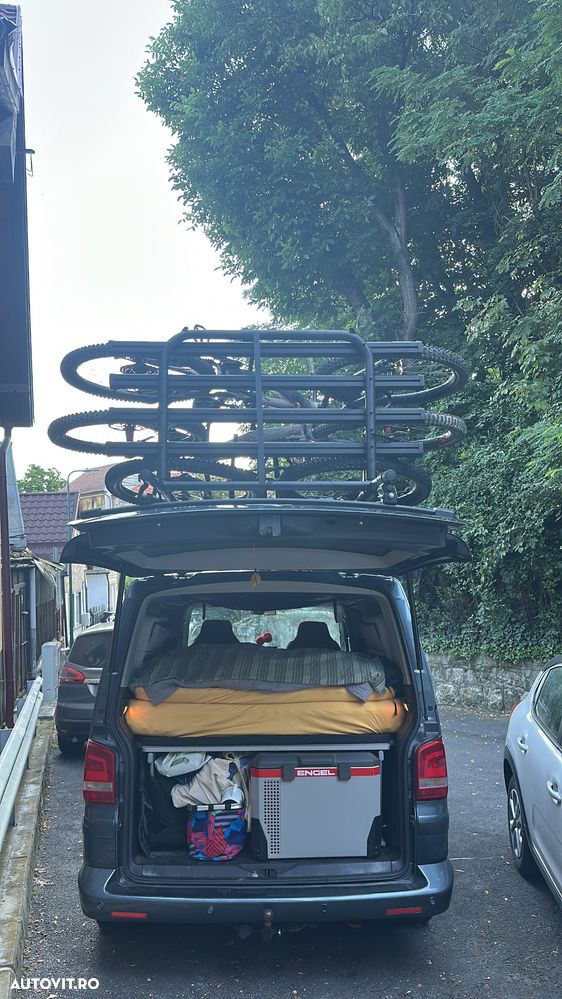 Volkswagen Multivan - 22
