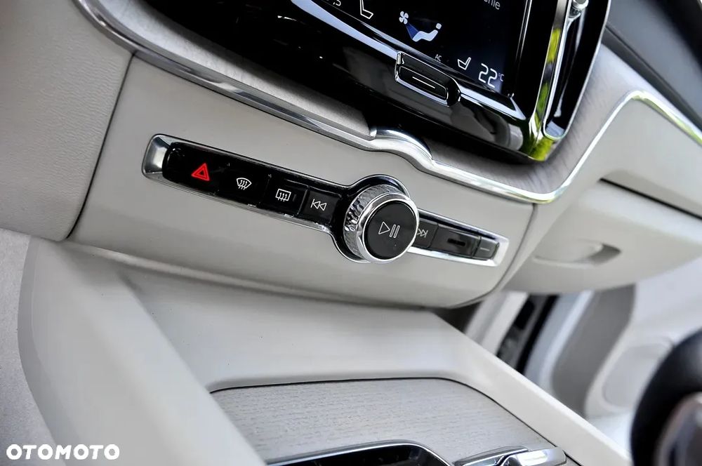 Volvo XC 60 D4 Inscription - 19