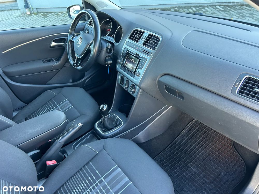 Volkswagen Polo - 25