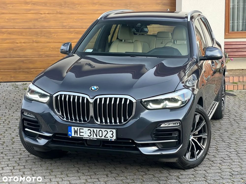 BMW X5 2021 photo 2