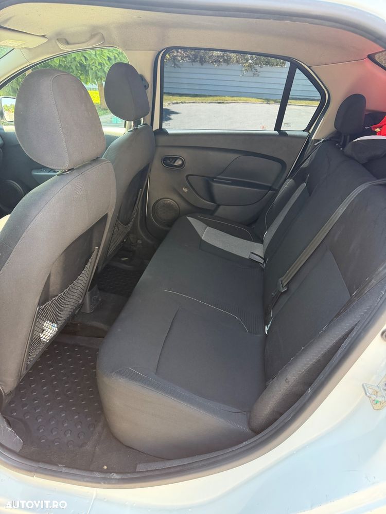 Dacia Logan 0.9 TCe Laureate - 8