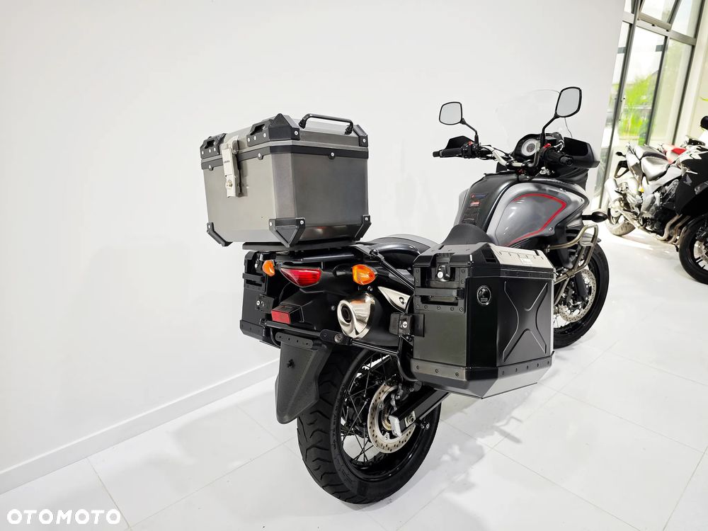 Suzuki V-STROM - 11