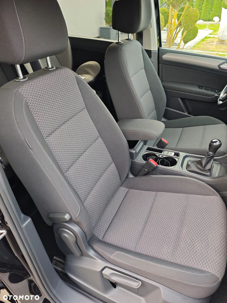 Volkswagen Touran 1.6 TDI BMT SCR Trendline - 22