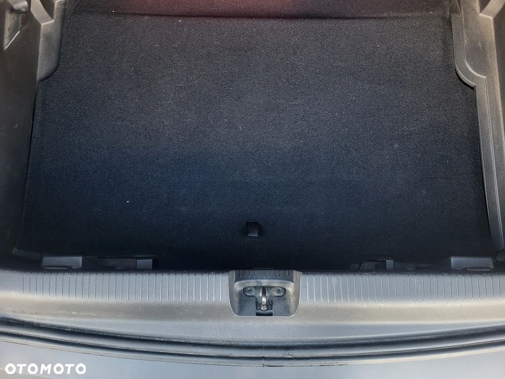 Opel Crossland X 1.2 T Action S&S - 14