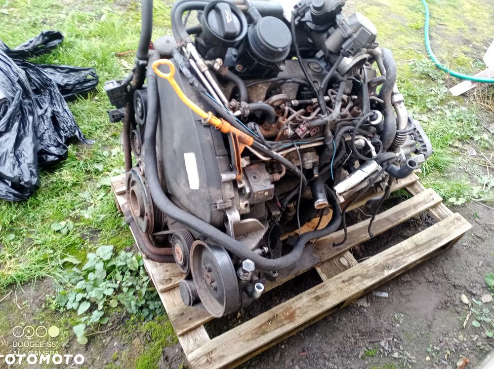 Silnik Crafter 2.5 136 KM - 2