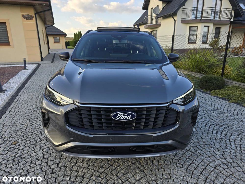 Ford Kuga - 28