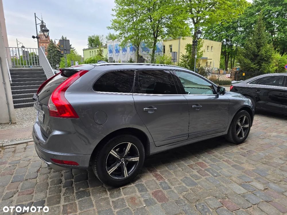 Volvo XC 60 D4 Drive-E R-Design Kinetic - 11
