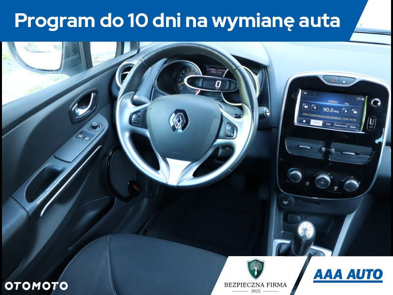 Renault Clio - 8