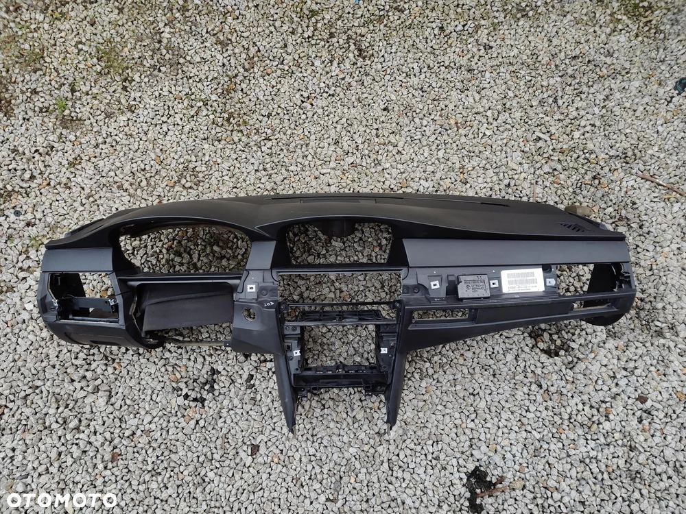 BMW E60 E61 DESKA KONSOLA kokpit czarna Igła Europa - 2