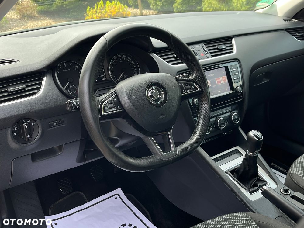 Skoda Octavia - 16