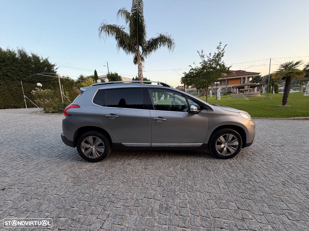 Peugeot 2008 1.6 e-HDi Allure - 15