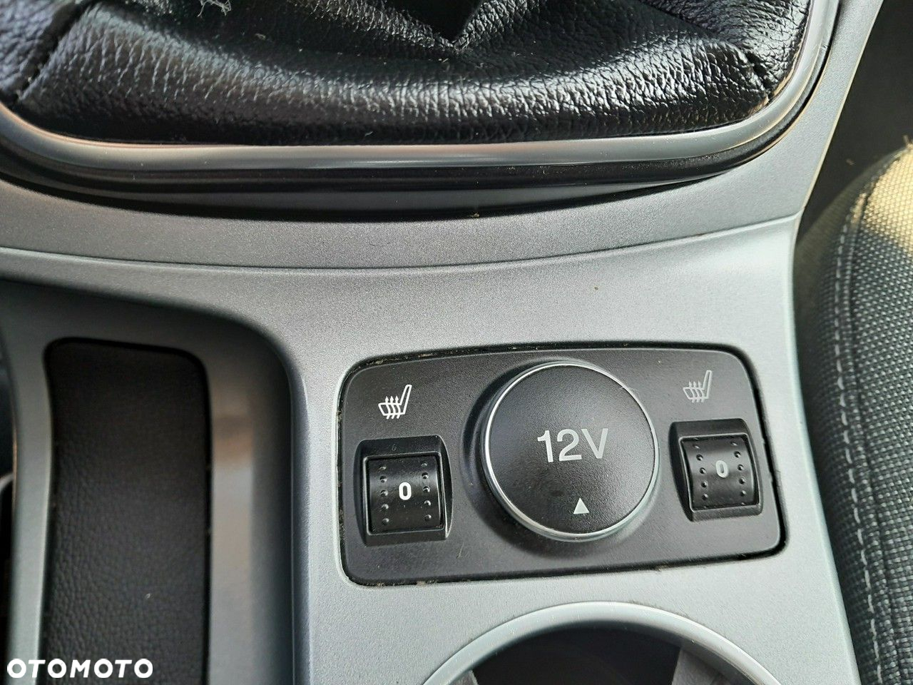 Ford Grand C-MAX - 22