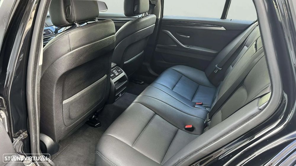 BMW 520 d Auto - 16