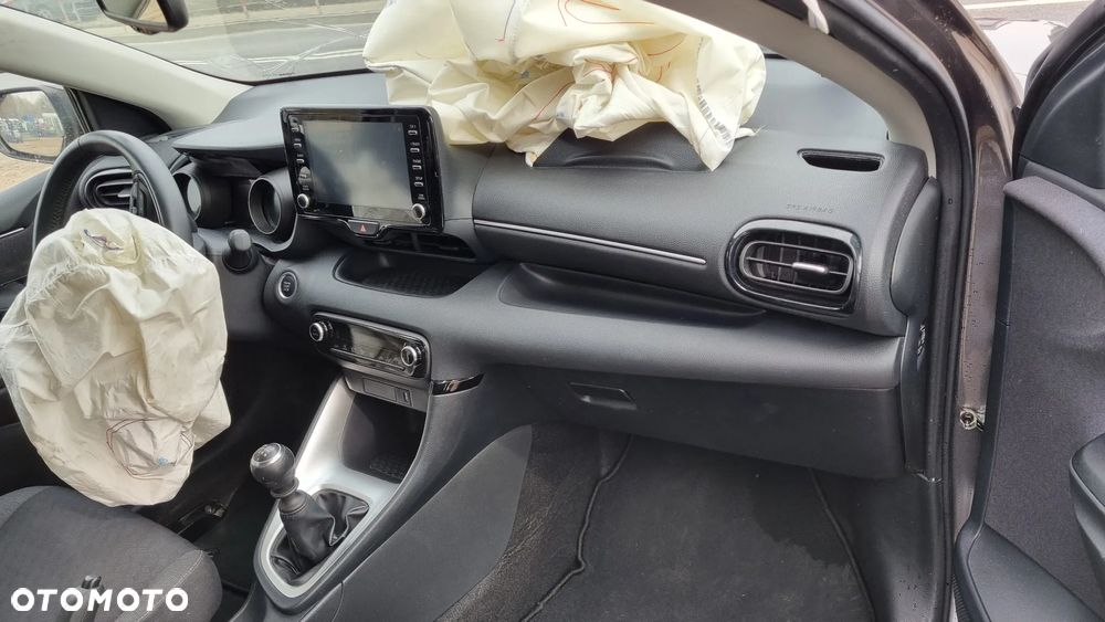Toyota Yaris 1.5 VVT-i Style - 17