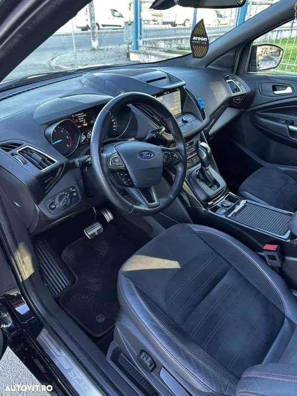 Ford Kuga 2.0 TDCi 4x4 Aut. ST-Line - 8