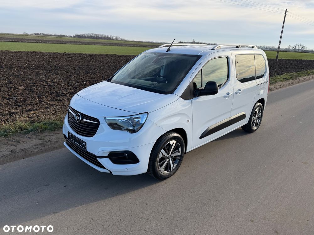 Opel Combo 1.5 D Start/Stop Elegance - 1