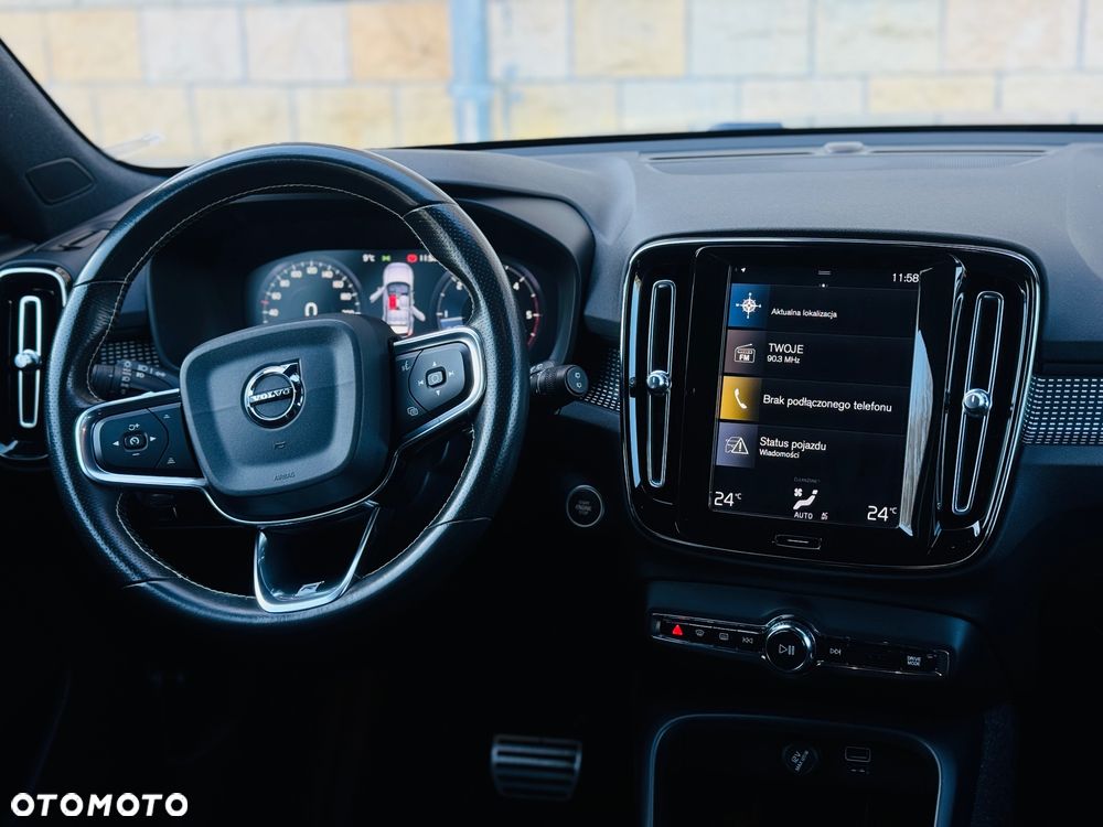 Volvo XC 40 D4 AWD Geartronic R-Design - 18