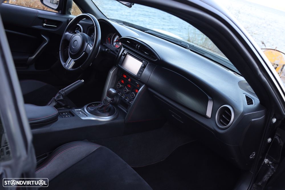 Toyota GT86 2.0D-4S Sport+Navi AT - 29