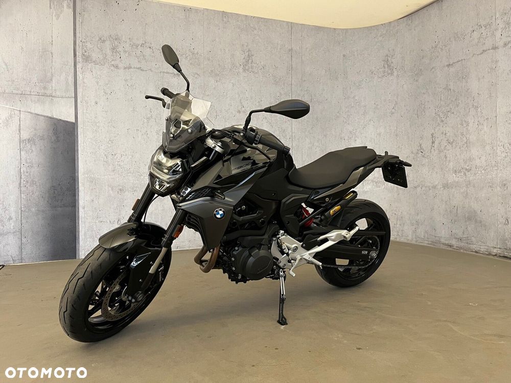 BMW F - 3