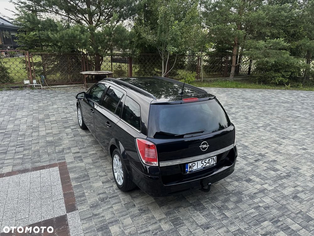 Opel Astra 1.6 Edition 111 Jahre - 3