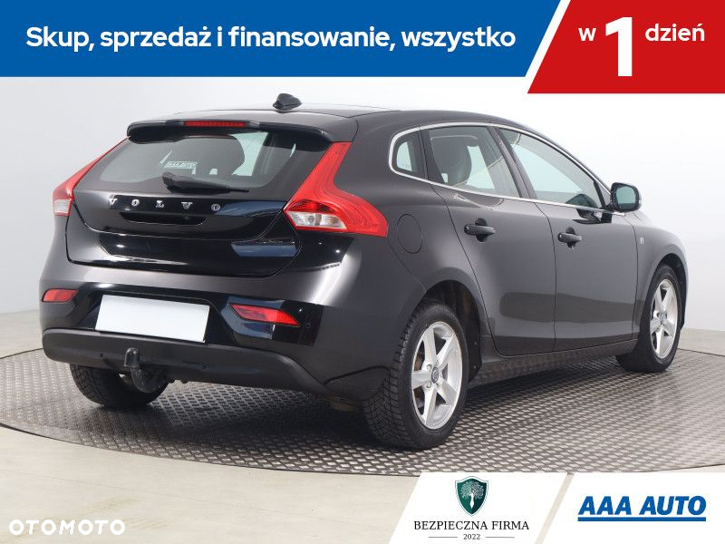 Volvo V40 - 6