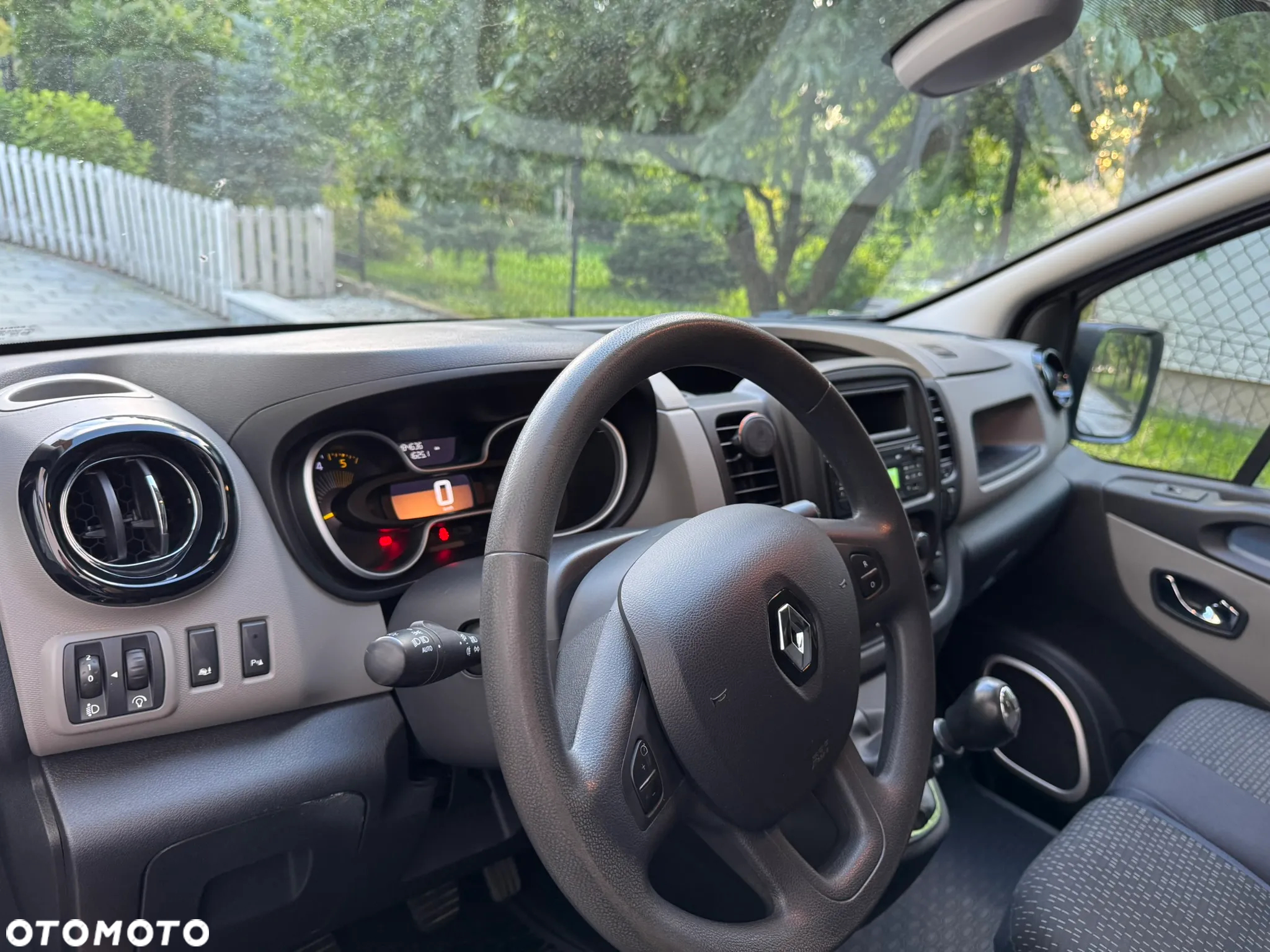 Renault Trafic - 9