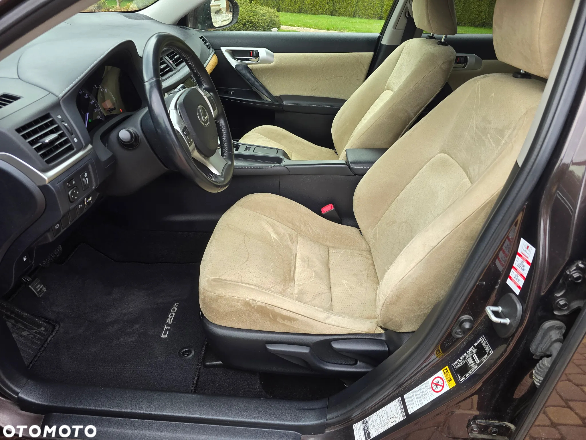 Lexus CT 200h Prestige - 13