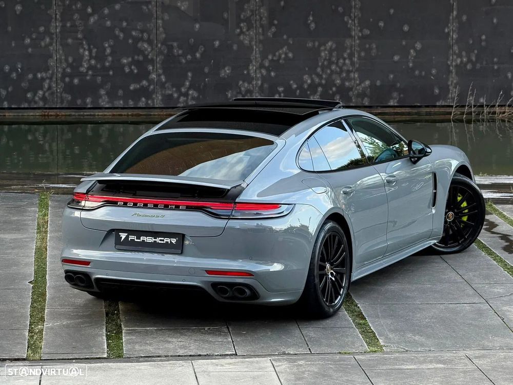 Porsche Panamera 4 E-Hybrid Platinum Edition com PDLS - 44